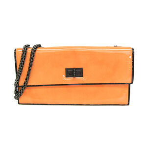 CHANEL Pink Leather Shoulder Bag